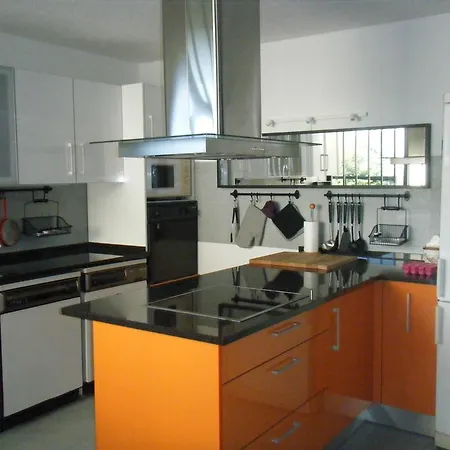 بيت للعطل Casa Dos Vidros *