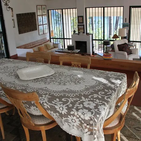 Casa Dos Vidros بيت للعطل